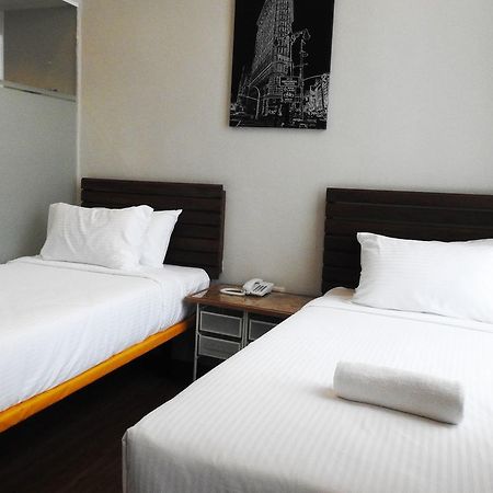 The Riverbank Hotel Kuantan Eksteriør billede