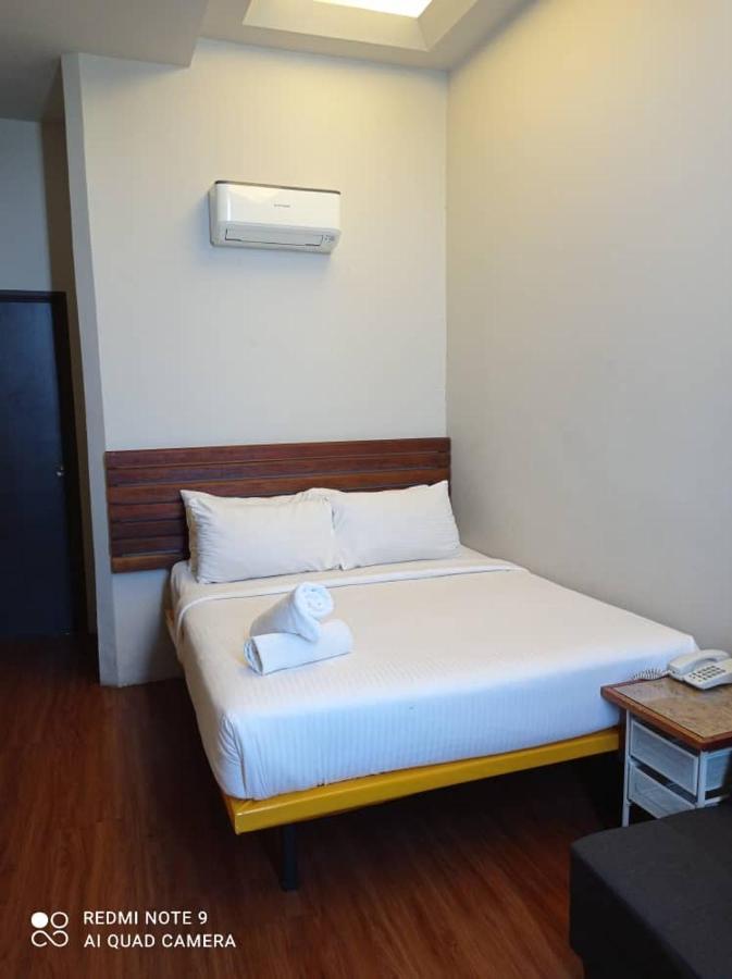 The Riverbank Hotel Kuantan Eksteriør billede