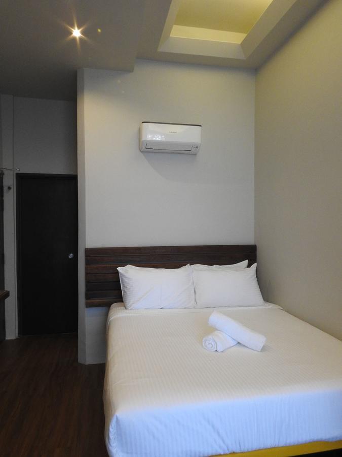 The Riverbank Hotel Kuantan Eksteriør billede